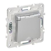 Штепсельная розетка встраиваемая IEK SKANDY 16А SK-R16-16-44-K23 SK-R11S с з/к без з/ш и крышкой серебряный IP44 Штепсельная розетка встраиваемая IEK SKANDY 16А SK-R16-16-44-K23 SK-R11S с з/к без з/ш и крышкой серебряный IP44