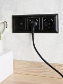 Розетка встраиваемая USB IEK BRITE A+C 18Вт BR-U22-018-K02 РЮ11-1-БрЧ черный