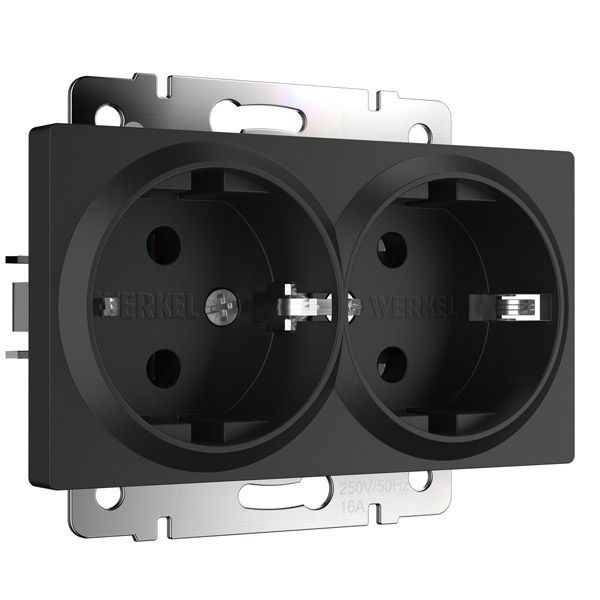 Штепсельная розетка встраиваемая двойная WERKEL 16A 250V W1172008 с/з черный матовый