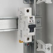 Автоматический выключатель 1-пол.  4А M06N C 6kA AR-M06N-1-C004 ARMAT IEK