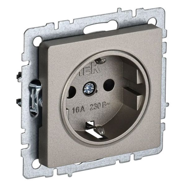 Штепсельная розетка встраиваемая IEK BRITE 16А BR-R11-16-K37 РС11-1-0-БрШ с з/к без з/ш шампань
