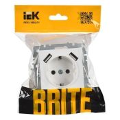 Штепсельная розетка встраиваемая IEK BRITE 16А BR-R14-16-U21-D21-K91 РЮш10-1-БрАБ с з/к и шторками с USB A+A 2,1А арктический белый