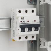 Автоматический выключатель 3-пол. 1А M06N C 6kA AR-M06N-3-C001 ARMAT IEK