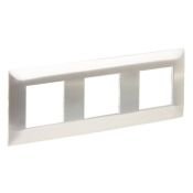 Рамка металлическая 3 поста IEK SKANDY SK-M32-M-K50 SK-F33N никель Рамка металлическая 3 поста IEK SKANDY SK-M32-M-K50 SK-F33N никель
