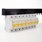 Шина соединительная типа PIN (штырь) 3Р 100А шаг 27мм (1м) YNS51-3-100 IEK