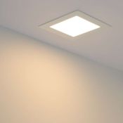 Встраиваемый светильник-панель   9W Белый теплый  020127  DL-120x120M-9W 220V IP40 квадратный белый