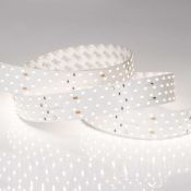 Светодиодная лента Белый дневной 2835 24V 30W/m 280Led/метр 025158  RT 2-2500 5000K CRI98 (2.5м) LUX