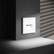 Розетка компьютерная встраиваемая VOLTUM S70 двойная RJ45+RJ45 кат.6 белый глянцевый