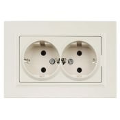 Штепсельная розетка встраиваемая двойная IEK BRITE 16А BR-R24-16-K10-F РСш12-3-БрКр с з/к и шторками в сборе бежевый