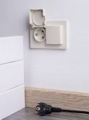 Штепсельная розетка встраиваемая двойная IEK BRITE 16А BR-R26-16-44-K10-F РСбш12-3-44-БрКр с кышкой в сборе бежевый IP44