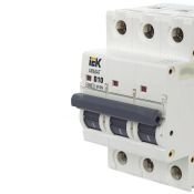 Автоматический выключатель 3-пол. 10А M10N D 10kA AR-M10N-3-D010 ARMAT IEK