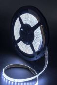 Светодиодная лента  Белый 2835 12V  9.6W/m 120Led/метр герм (силикон) 00-00009240 SWG2120-12-9.6-W-65 IP65