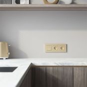 Рамка пластик 3 поста WERKEL Slab W0032911 шампань софт
