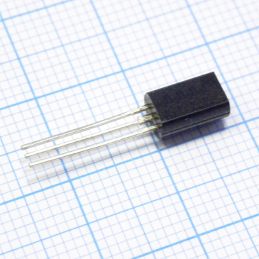 транзистор 2SD667