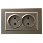 Штепсельная розетка встраиваемая двойная IEK BRITE 10А BR-R23-10-K37-F РСш12-2-БрШ без з/к с з/ш в сборе шампань