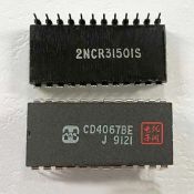 микросхема CD4067BE