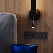Розетка встраиваемая VOLTUM S70 с заземлением и защитными шторками 16А с USB A+A черный матовый