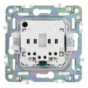Штепсельная розетка встраиваемая IEK SKANDY 16А SK-R14-16-1-K50 SK-R06N с з/к и шторками безвинтовое крепление металл никель