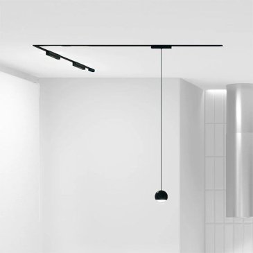 Готовый магнитный набор DENKIRS  23W Белый дневной SET AIR 01 2.4м накладной угловой черный