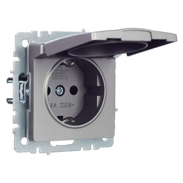 Штепсельная розетка встраиваемая IEK BRITE 16А BR-R16-16-44-K46 РСбш10-3-44-БрС с з/к и шторками с крышкой сталь IP44