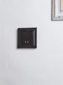 Выключатель встраиваемый двухклавишный с подсветкой IEK BRITE BR-V20-1-10-K02 ВС10-2-1-БрЧ черный