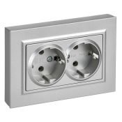 Штепсельная розетка встраиваемая двойная IEK BRITE 16А BR-R27-16-K47-F РСПл12-3-БрА с з/к без з/ш в сборе плоская алюминий