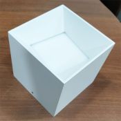 Накладной светильник  10W Белый теплый Luminosity INTER 220V диммируемый куб белый Уценка!