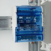 Шины на DIN-рейку в корпусе (кросс-модуль) ШНК 4х7 3L+PEN YND10-4-07-100 IEK