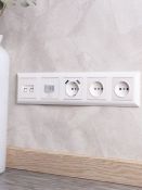 Рамка пластик 5 постов IEK BRITE BR-M52-12-K01 РУ-5-Бр белый/белый