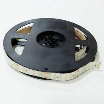Светодиодная лента Белый теплый 3528 24V 19.2W/m 240Led/метр герм (силикон) 1 метр Уценка!!!