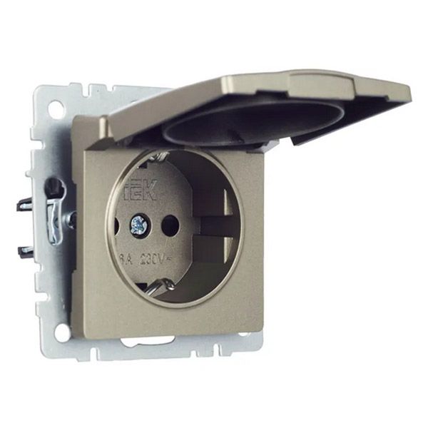 Штепсельная розетка встраиваемая IEK BRITE 16А BR-R16-16-K37 РСбш10-3-БрШ с з/к и шторками с крышкой шампань IP20