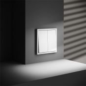 Проходной переключатель встраиваемый VOLTUM S70 двухклавишный 10А белый матовый