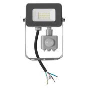 прожектор Белый  10W СДО 07-10Д LPDO702-10-K03 с датчиком движения IP54 220В серый