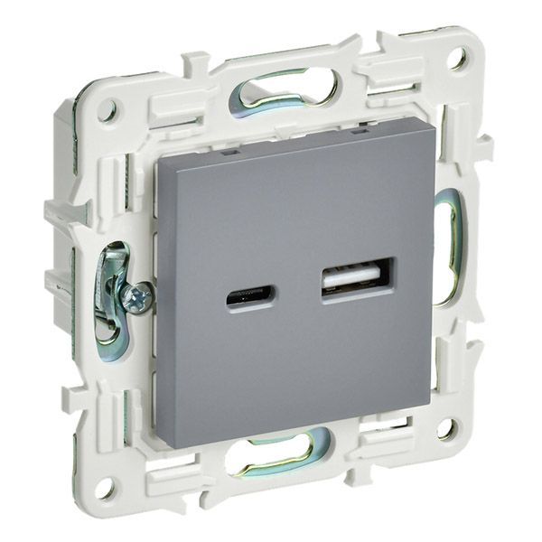 Розетка встраиваемая USB IEK SKANDY A+C 3,1А SK-U22-D31-K03 SK-R14Gr серый
