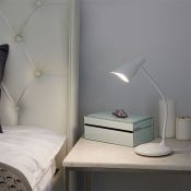 светильник настольный   3W UL-00004141 TLD-559 Ivory-LED-280Lm-5000K-Dimmer белый