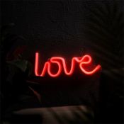 фигурка  светодиодная неоновая «Любовь»  Красный, 3хАА, USB,  13х33.5 см.