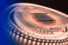 Светодиодная лента Белый теплый 2835 24V 10W/m 98Led/метр 00-00000527 DSG 2835 WW 98L-V24-IP33  LUX