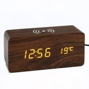 Часы - будильник электронные "Цифра-ТЗ" настольные с термометром и беспроводной зарядкой коричневый