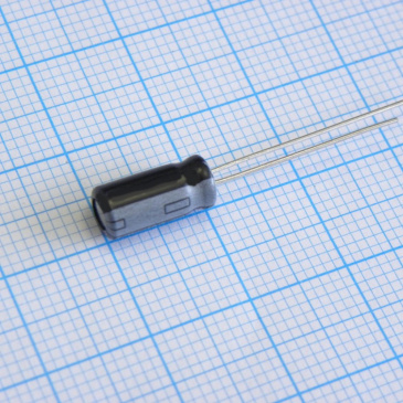 конденсатор SH    35V   15uF