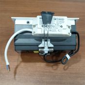 Встраиваемый светильник  10W Белый теплый Luminosity ROTATE CYL 220V IP44 дим. поворотный прямоугольный белый с черной вставкой Уценка!