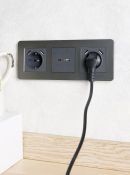 Рамка металлическая 3 поста IEK BRITE BR-M32-M-01-K48 РУ-3-1-Бр титан RE