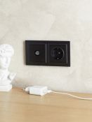 Рамка пластик 2 поста IEK BRITE BR-M22-K02 РУ-2-БрЧ черный