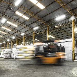 Светодиодное освещение для промышленных помещений Светодиодное освещение для промышленных помещений