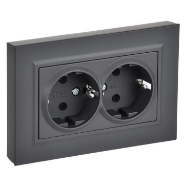 Штепсельная розетка встраиваемая двойная IEK BRITE 16А BR-R27-16-K53-F РСПл12-3-БрГ с з/к без з/ш в сборе плоская графит