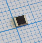 Резистор чип 1210    300R  5%